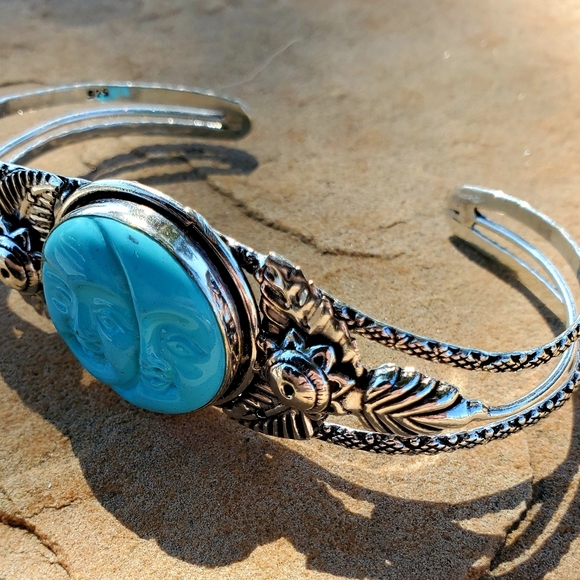 New Carved Double Moon Face 925 Silver Bracelet. - Picture 6 of 12